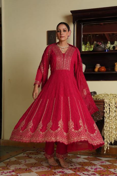 Georgette Anarkali Kurta Set red